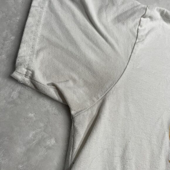 Strawberry Shortcake White Graphic Print Shirt Size Large Flawed Stained - Picture 6 of 6